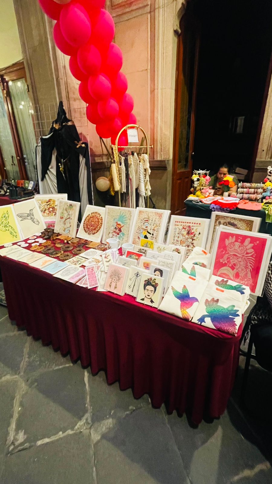 Montaje del mercado en Casa de los Ángeles
